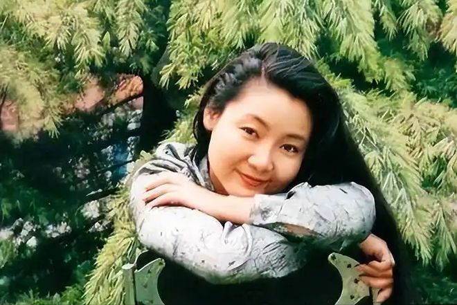 不做饭帅气丈夫甘当“家庭主夫”把她宠成宝pg电子试玩网站免费结婚34年只生孩子(图14)