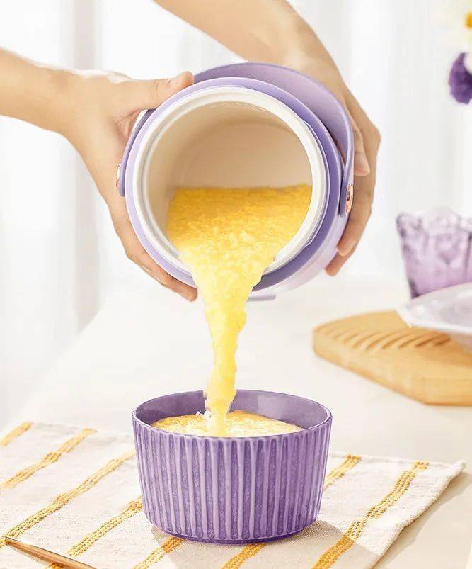 粘内胆轻音低躁12H定时预约小巧易收纳营养工作餐全靠它！pg电子平台七彩叮当轻养电煮锅不到200元！四大菜单不(图8)